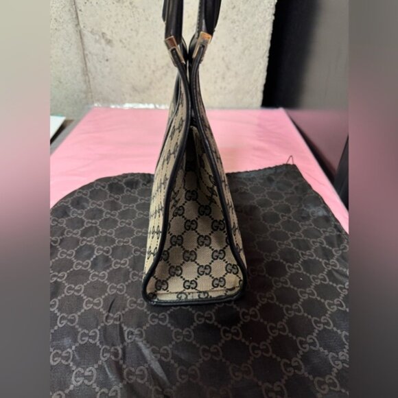 Gucci Black GG Canvas Shoulder Bag - Picture 5 of 9